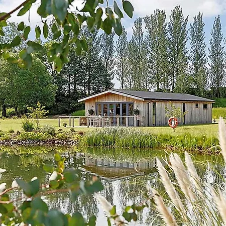 Cedar Retreats Hotel