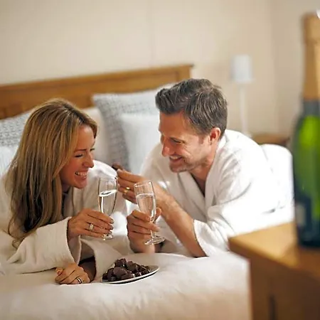 Hotel Cedar Retreats Northallerton